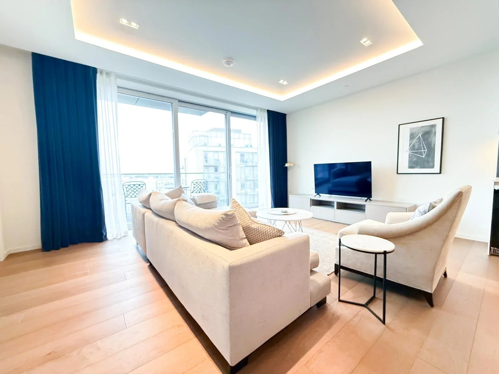 Flat Lillie Square in London