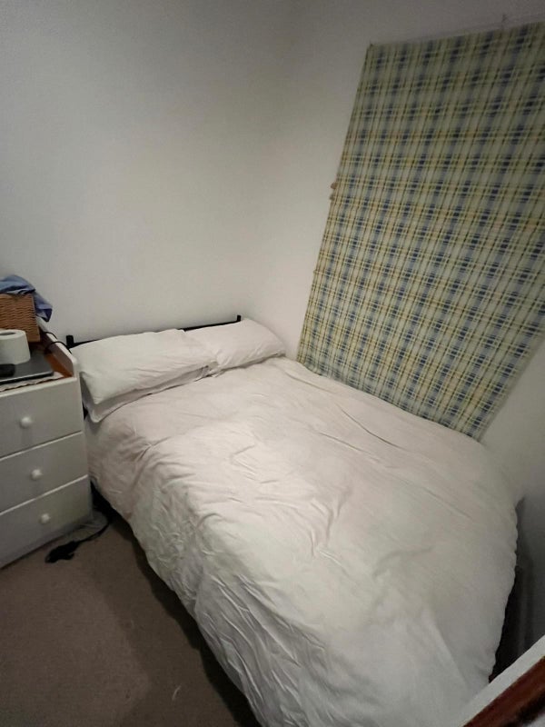 Room Stourcliffe Avenue in Bournemouth