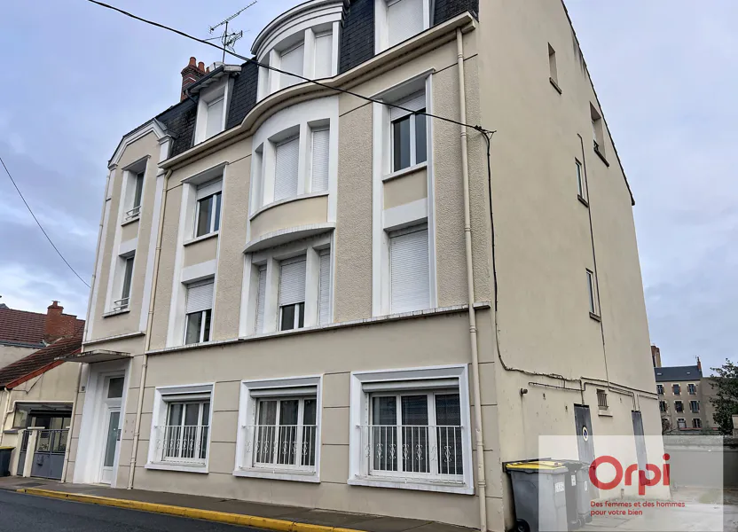 Flat Rue des Grands Prés in Montluçon