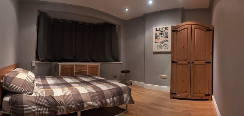 Room Highcroft Avenue in Greater London