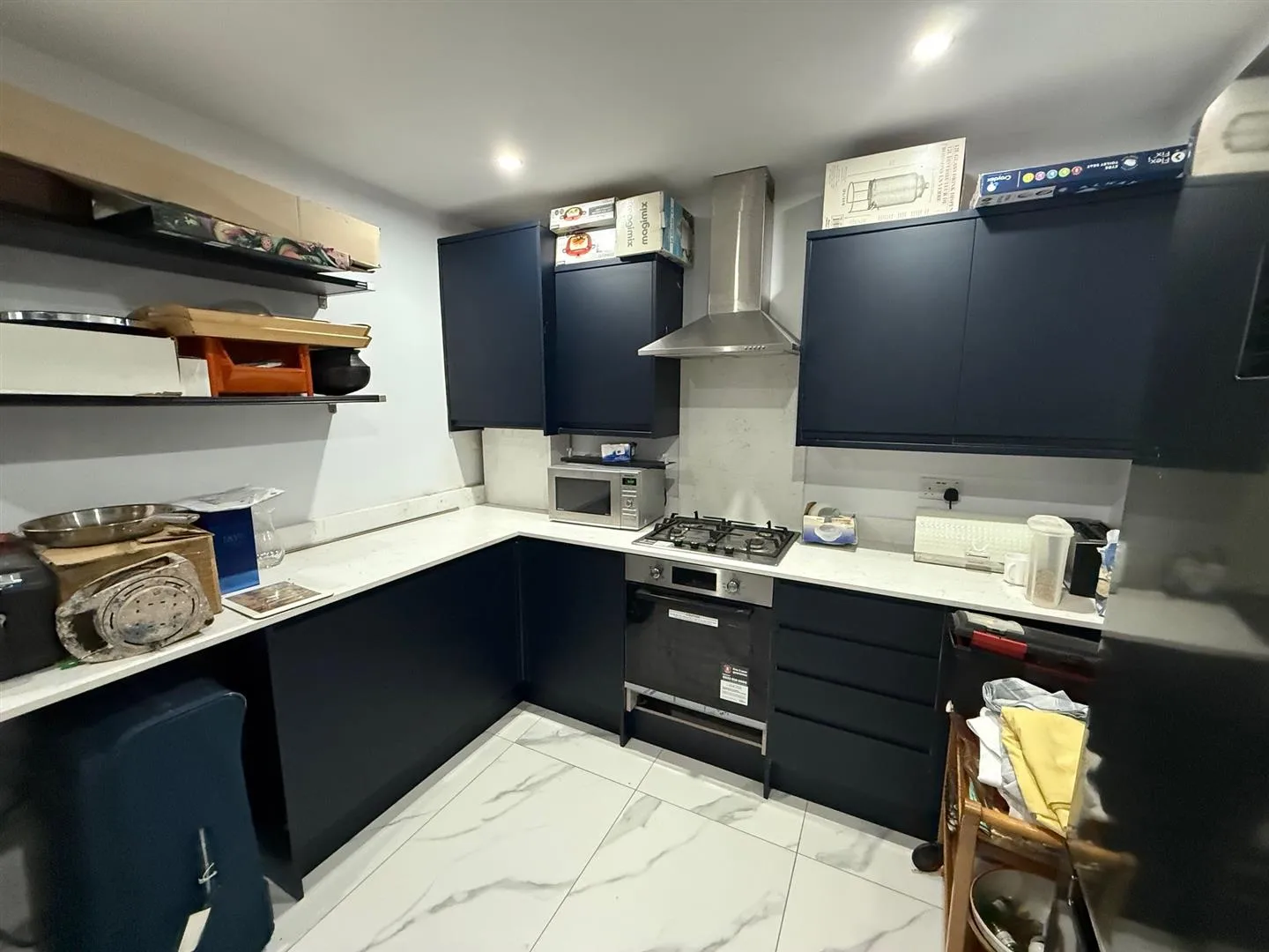 Flat Bridgewater Court in Greater London