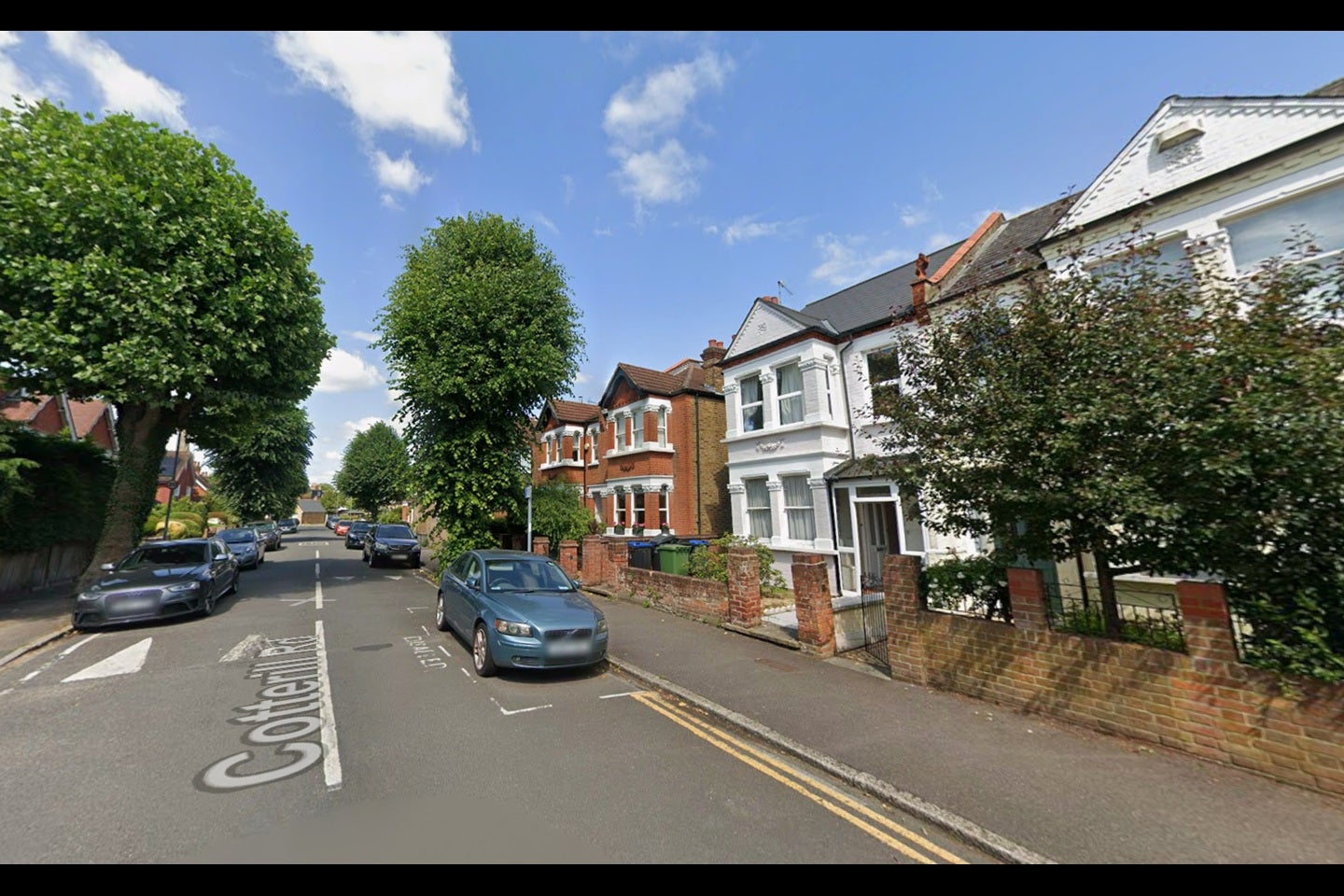 Flat Cotterill Road in Greater London