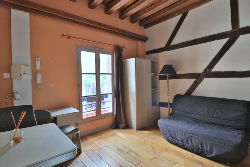 Flat Rue de la Monnaie in Troyes