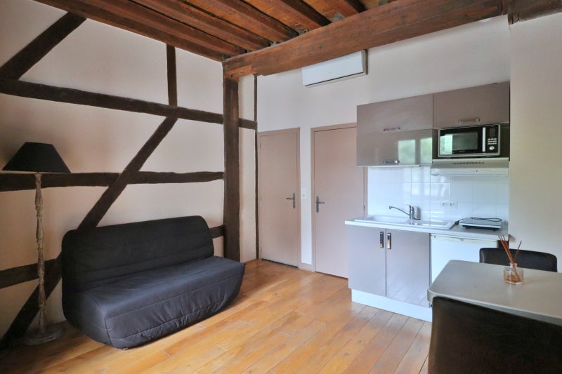 Flat Rue de la Monnaie in Troyes