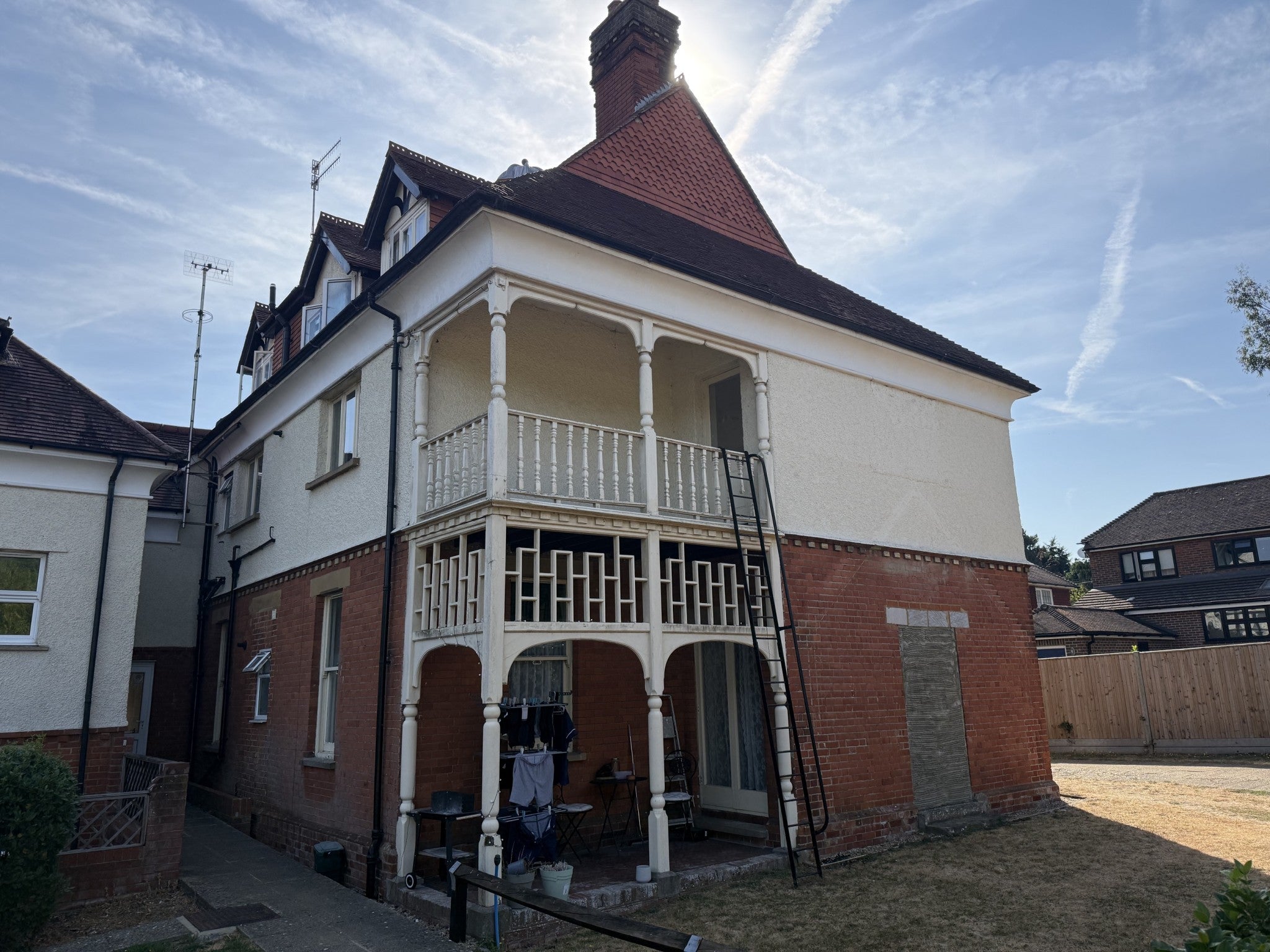 Flat Cranley Road in Guildford