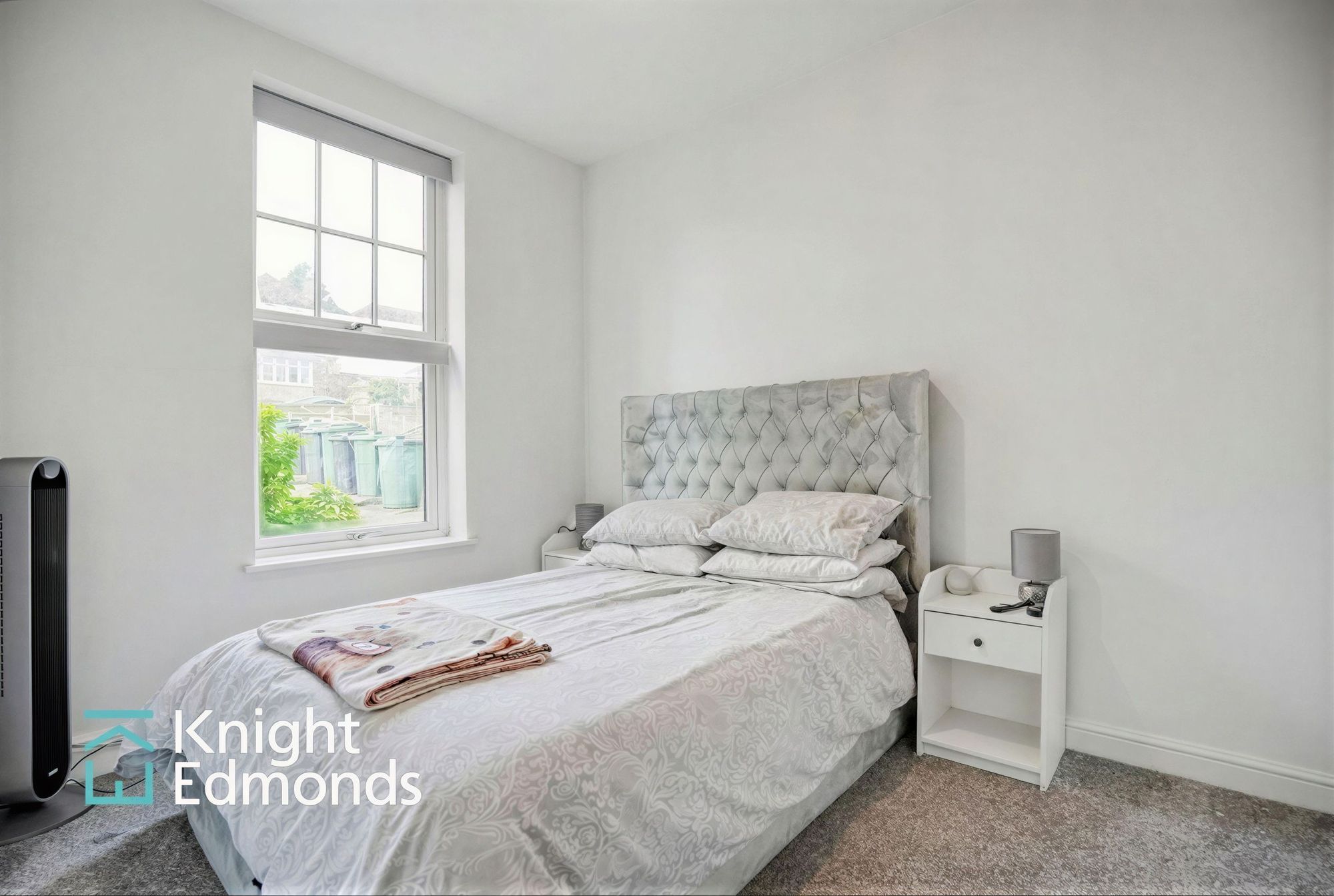 Flat Buckland Road in Maidstone