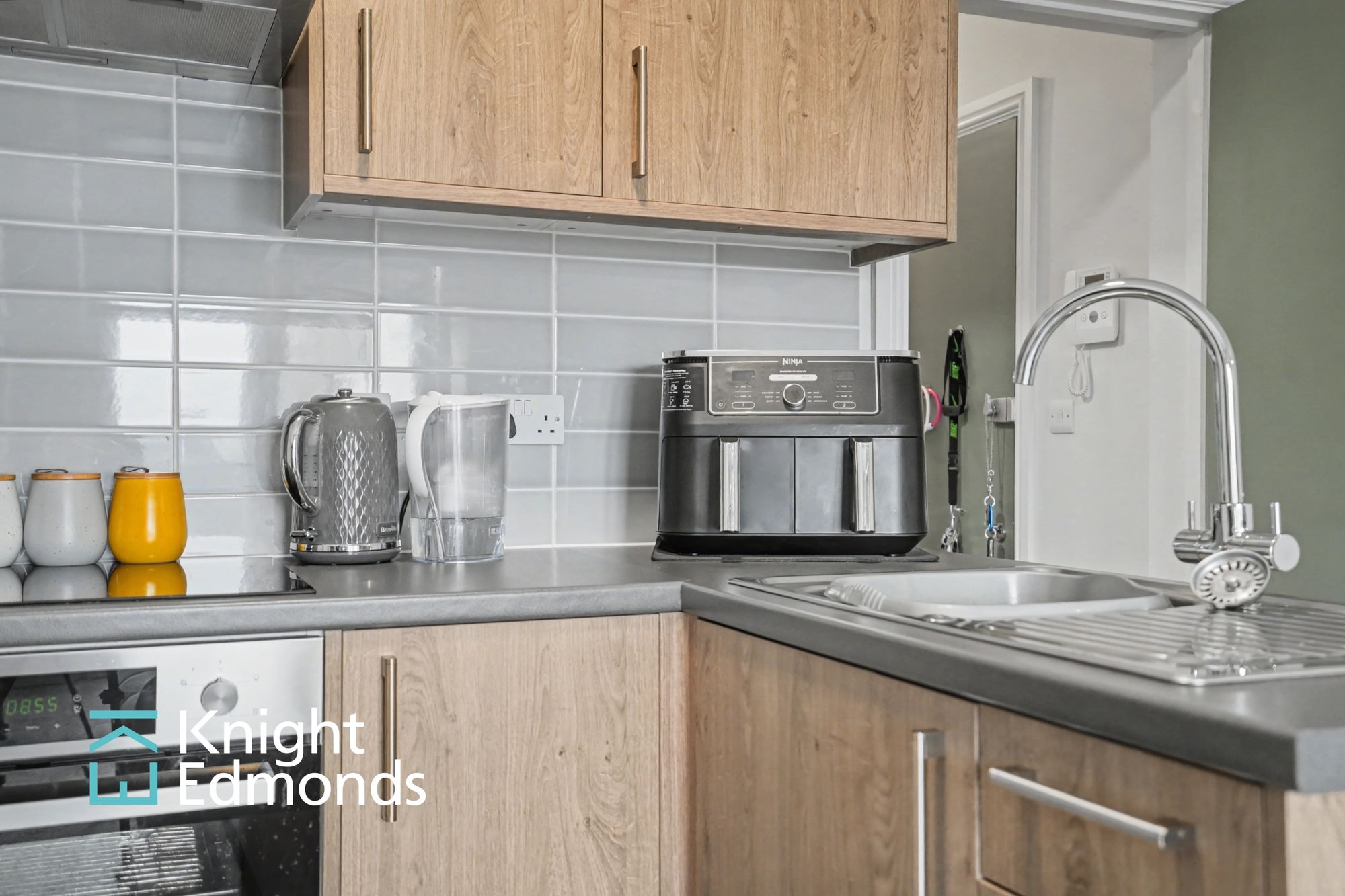 Flat Buckland Road in Maidstone