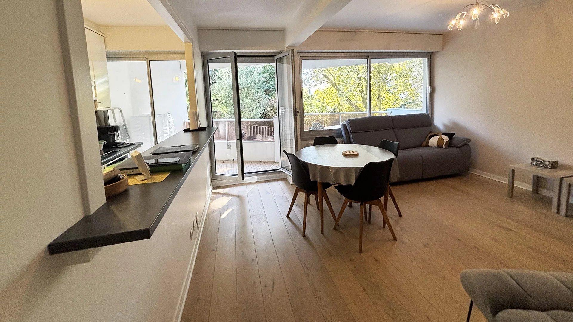 Flat Rue Louis Barthou in Biarritz
