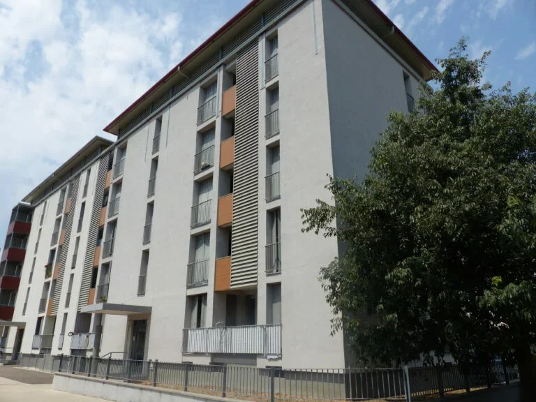 Flat Av Mal Leclerc De Hauteclocque in Pierrelatte