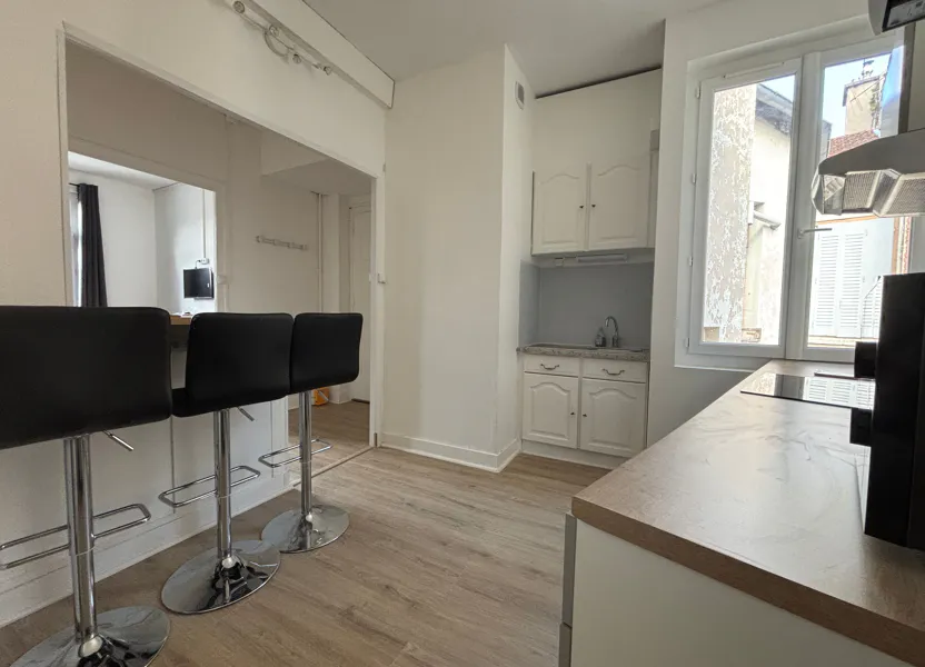 Flat Rue Francis Garnier in Saint-Étienne