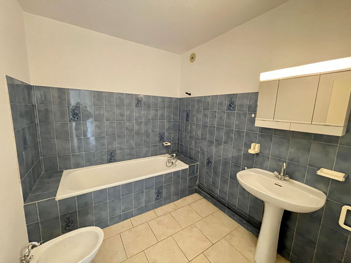 Flat Rue de la Bascoulette in L'Isle-Jourdain