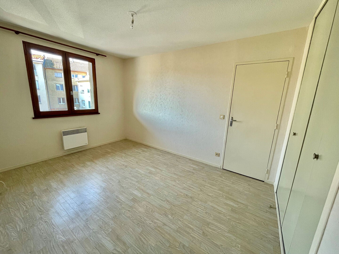 Flat Rue de la Bascoulette in L'Isle-Jourdain