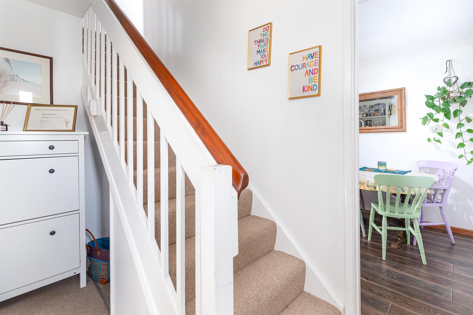 House Goldcrest Close in Carisbrooke