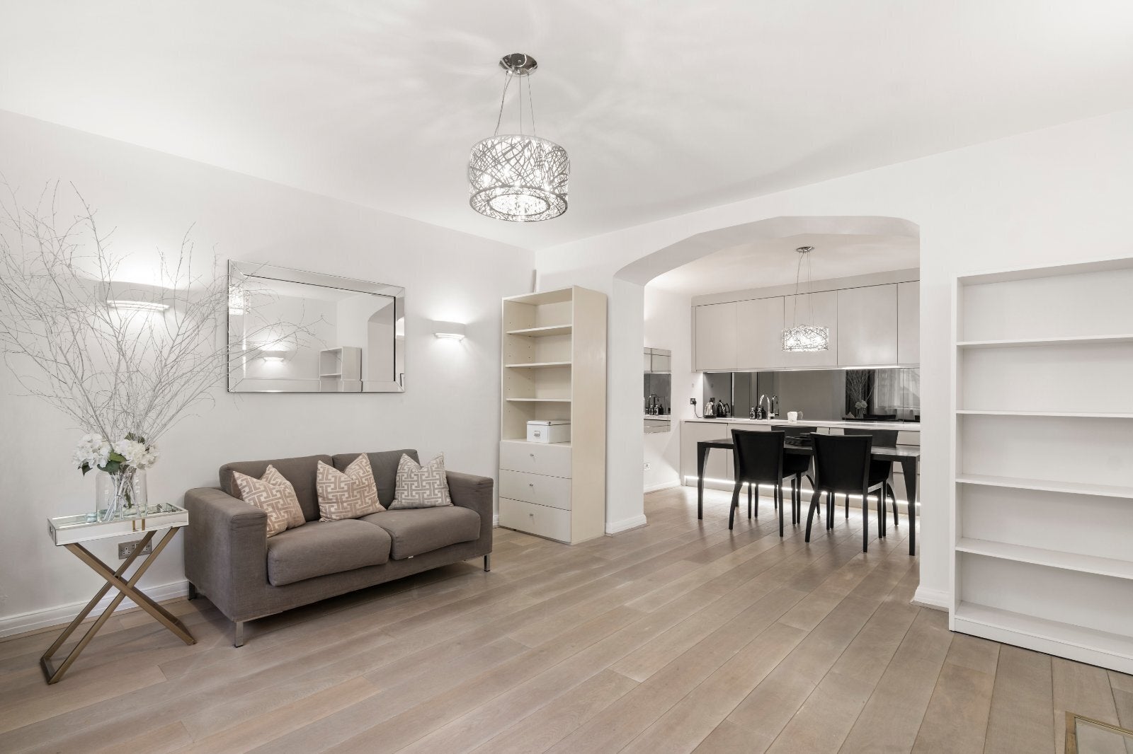 Flat Cromwell Road in Greater London