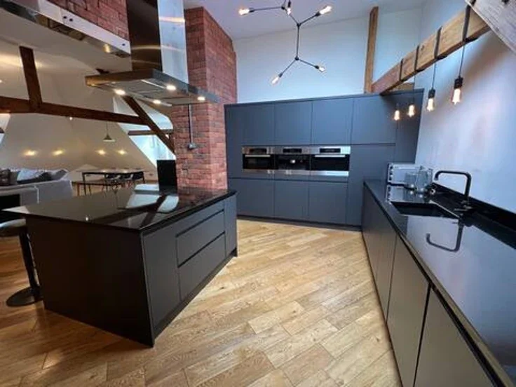 Flat Heaton Road in Newcastle upon Tyne
