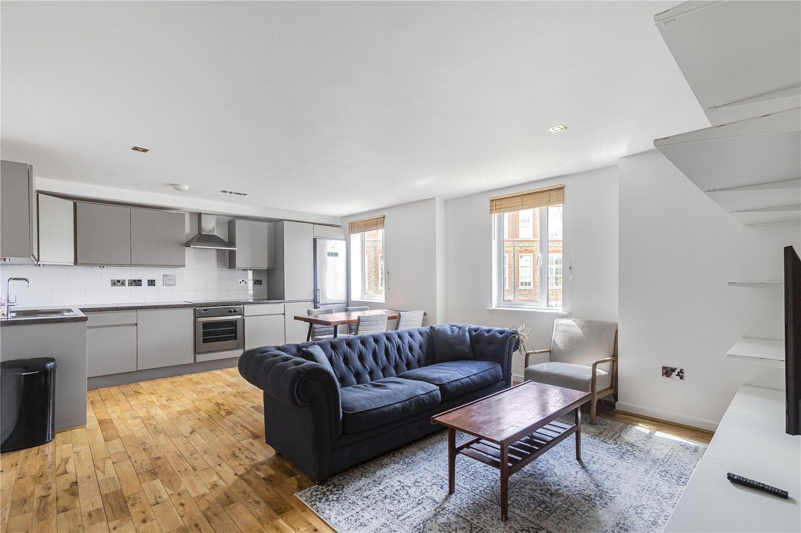 Flat Enfield Road in Greater London