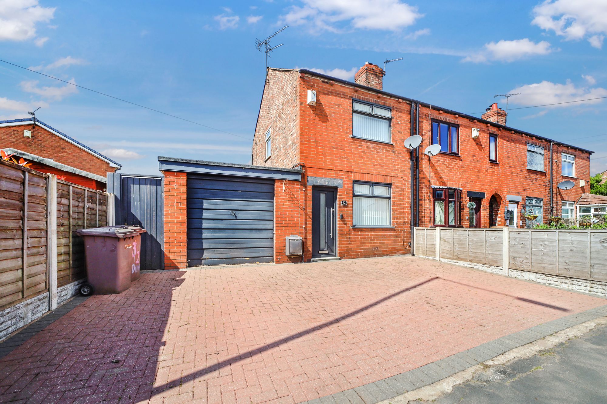 House Gaynor Avenue in St Helens