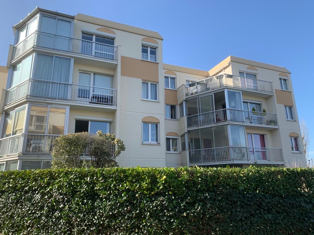 Flat Rue des Vignobles in Chatou