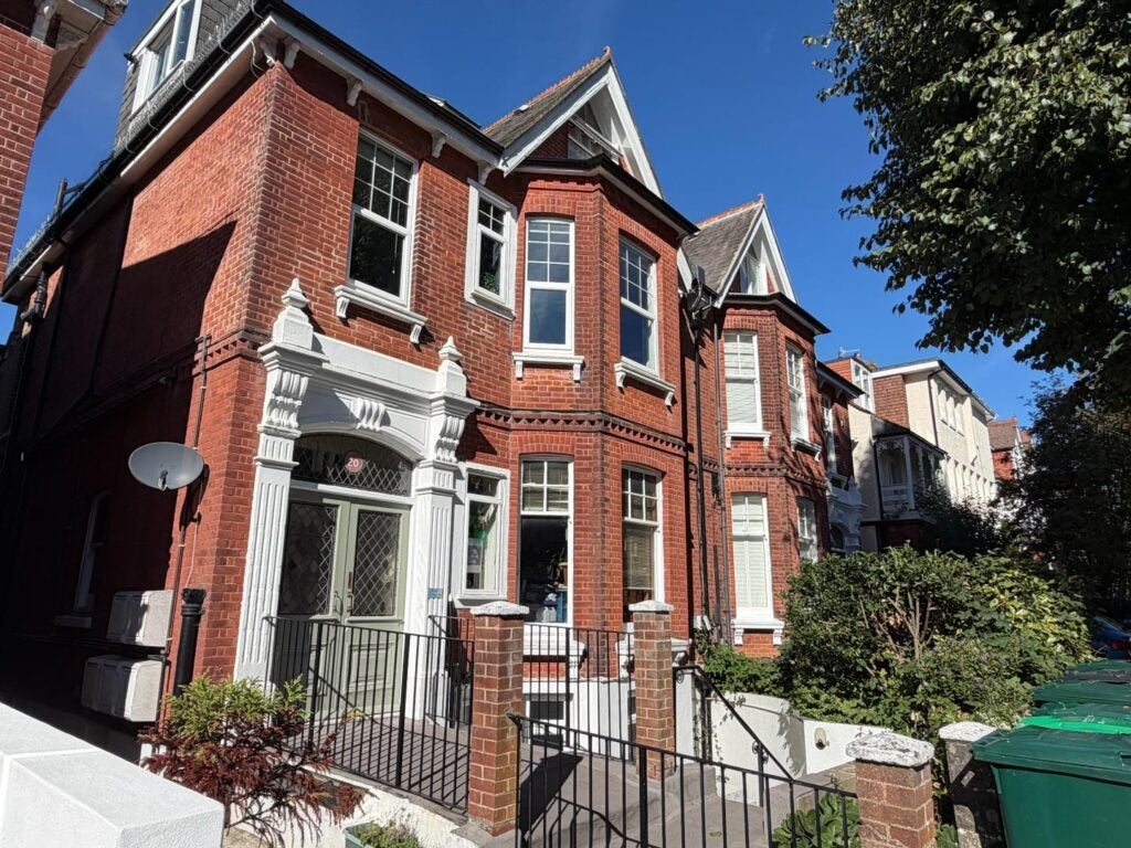 Flat Wilbury Villas in Hove