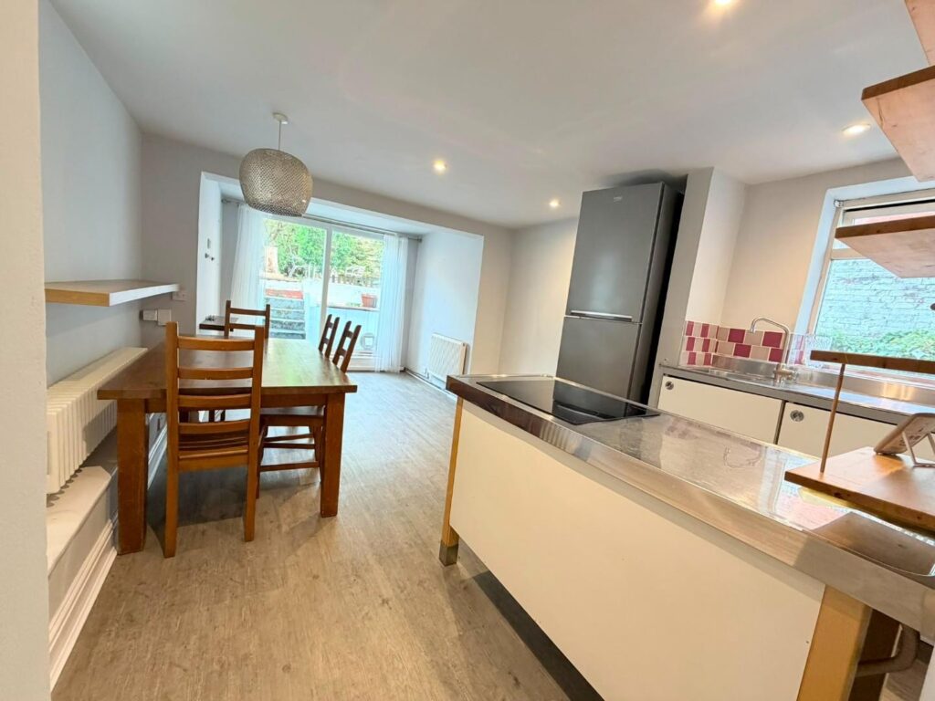 Flat Wilbury Villas in Hove