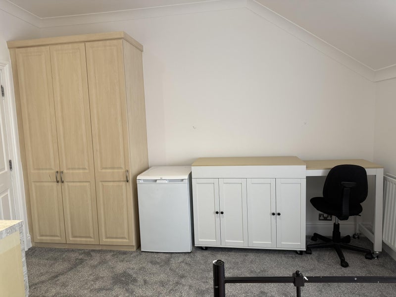 Room Saint Michael's Road in Bournemouth