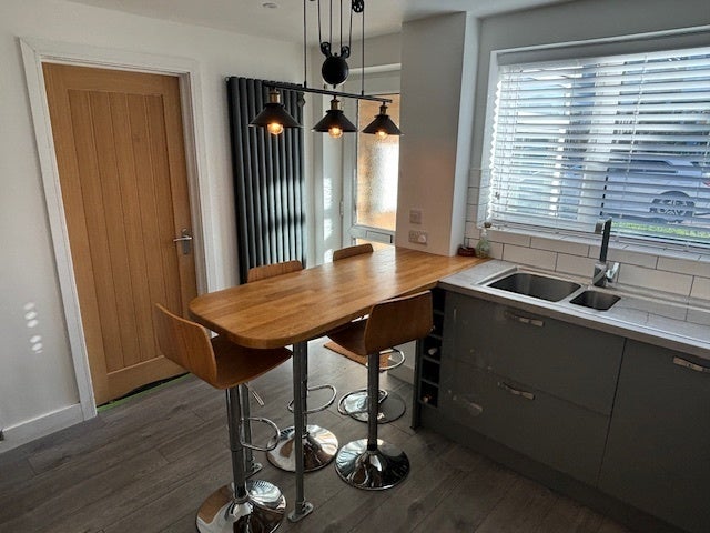 Flat Edgehill Close in Harborough