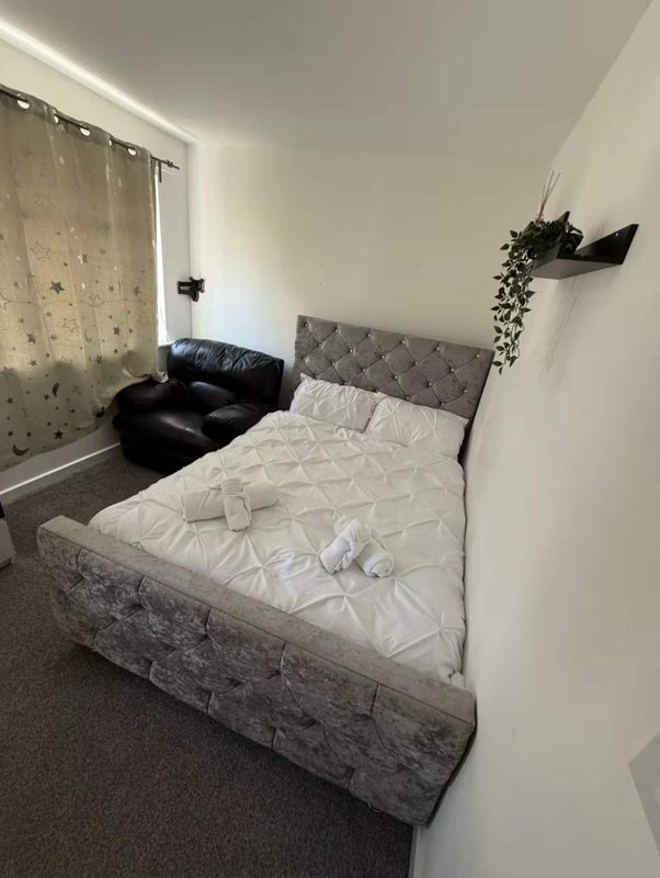 Room Gloriosa Gardens in Birmingham