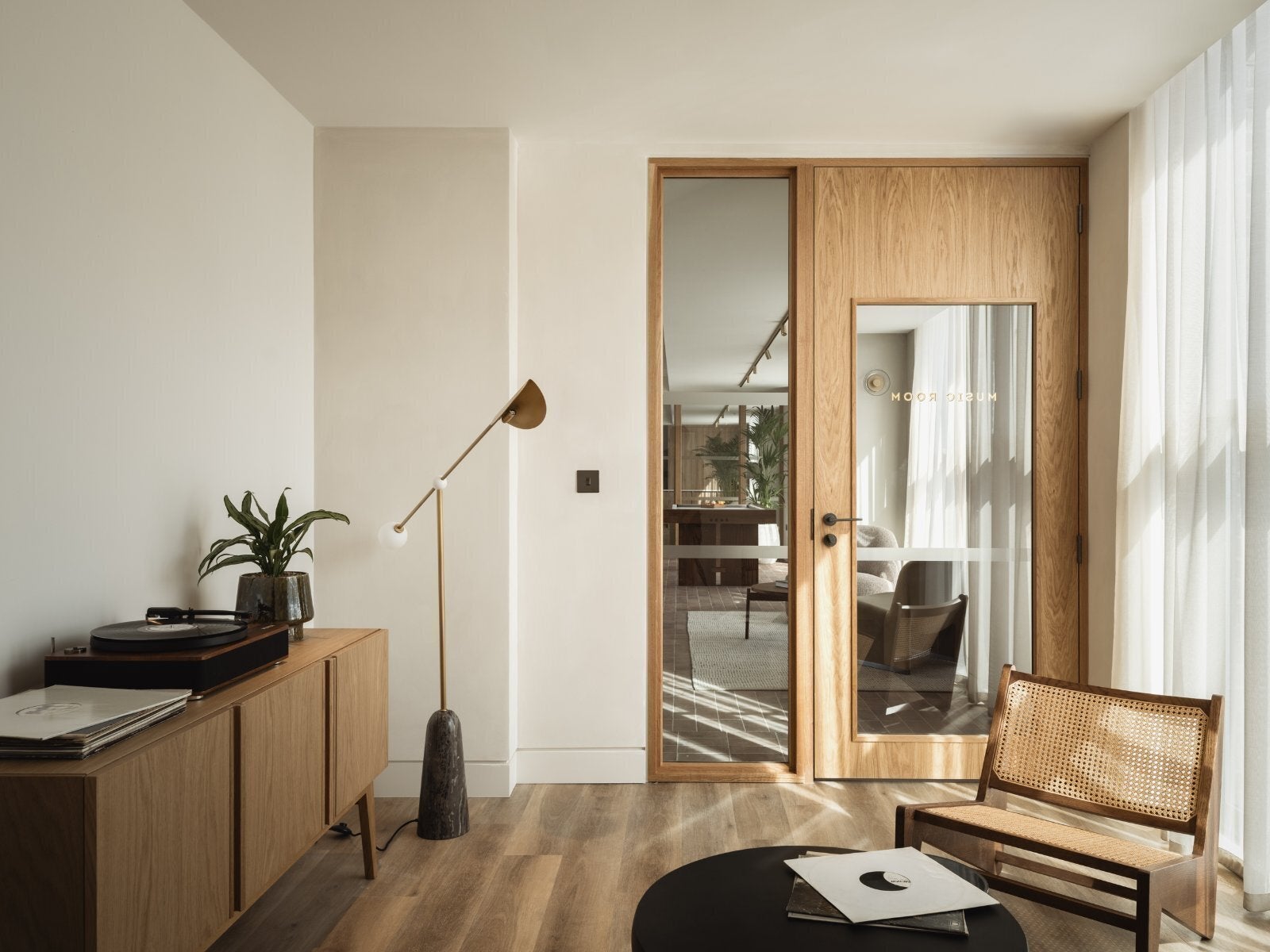 Flat Clayton Road in Greater London