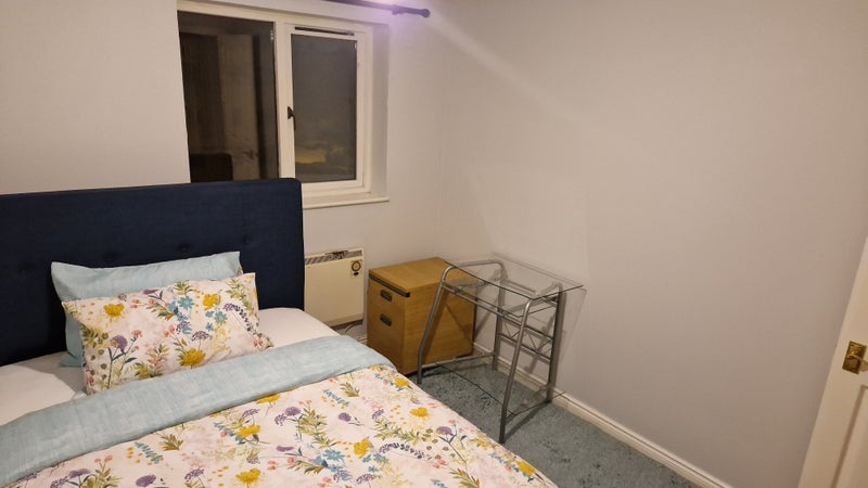 Room Riverview Gardens in Glasgow