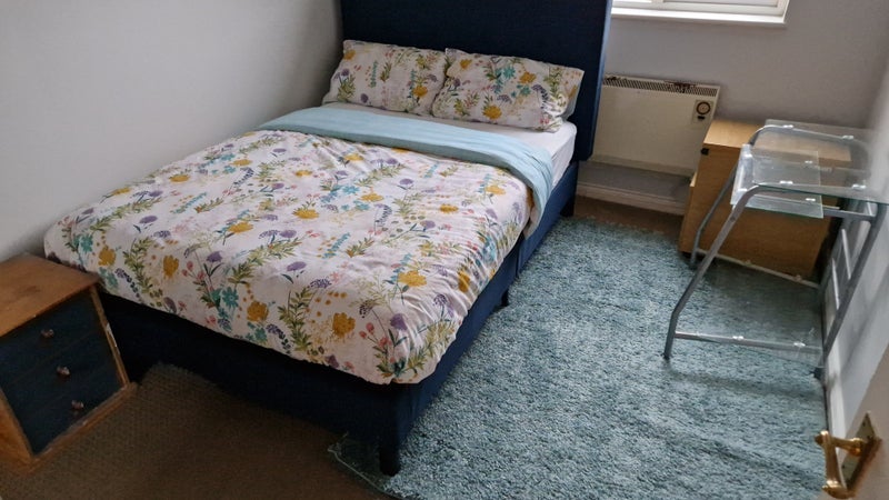 Room Riverview Gardens in Glasgow