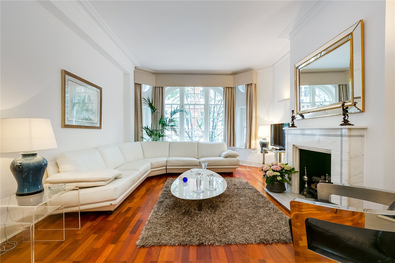 Flat Brompton Road in Greater London