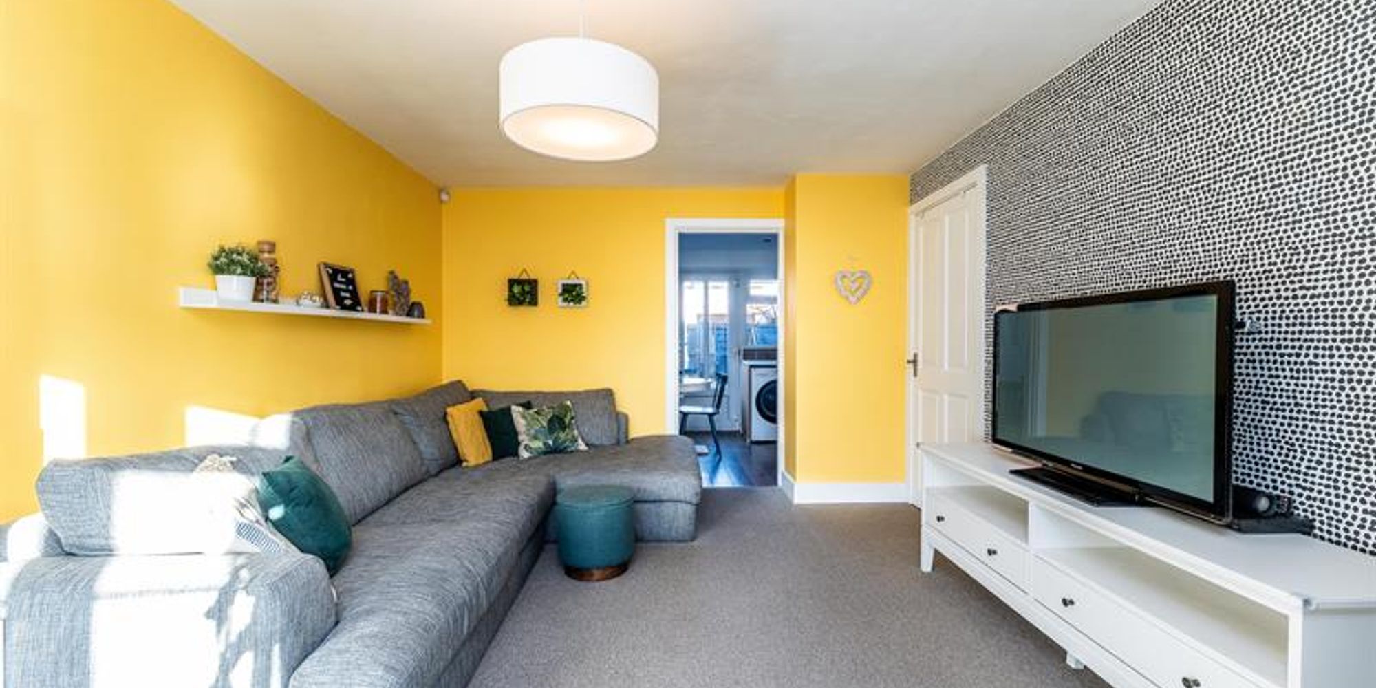 House Oak Tree Close in Nottingham