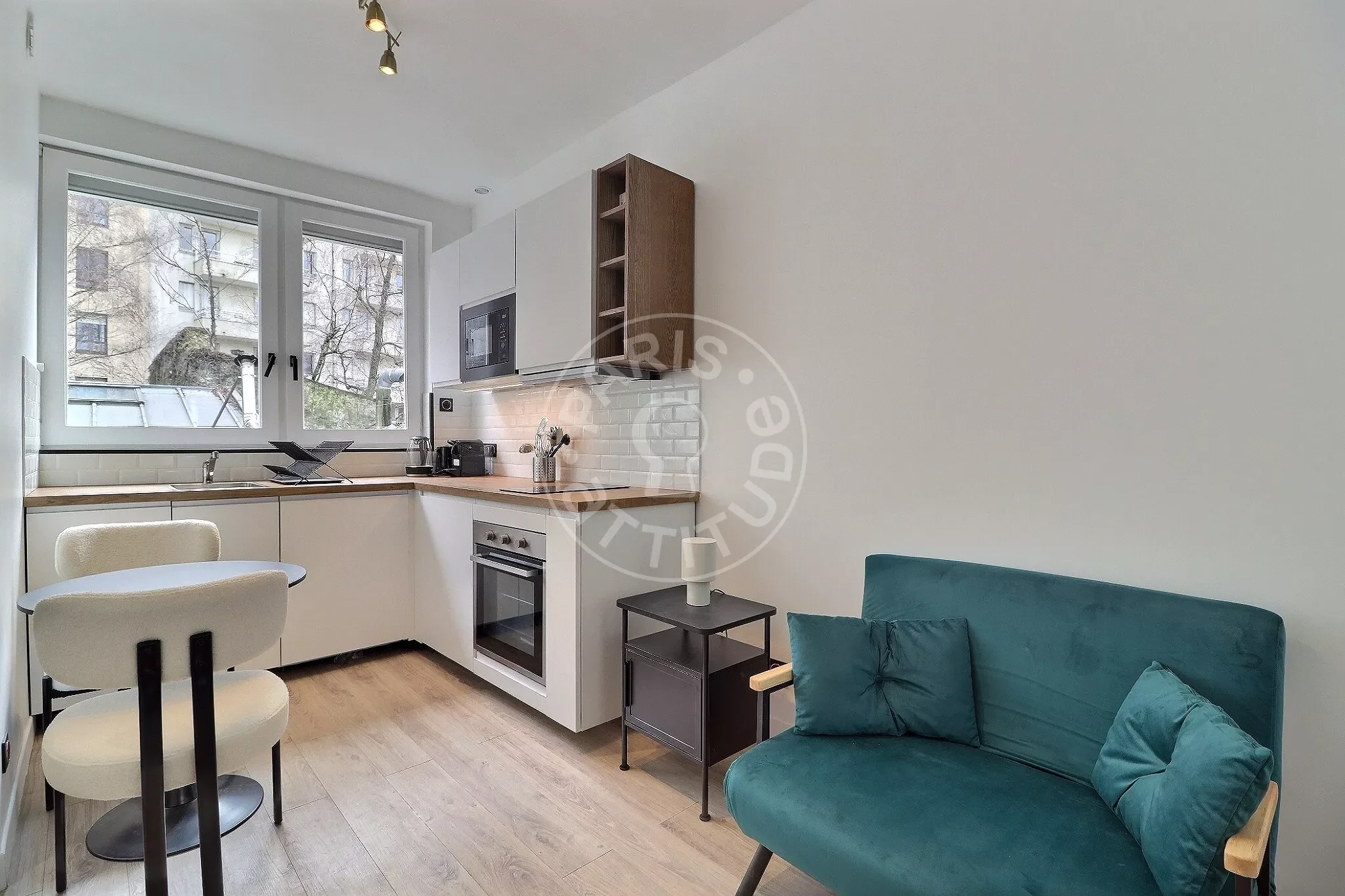 Flat Rue de Romainville in Paris