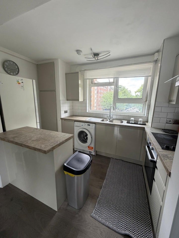 Flat Studley Road in Greater London