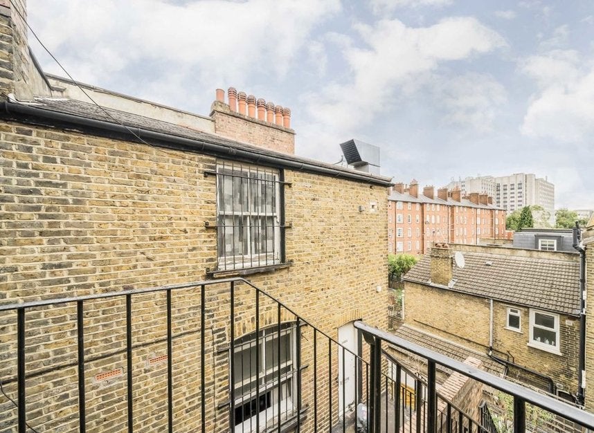 Flat North End Road in Greater London