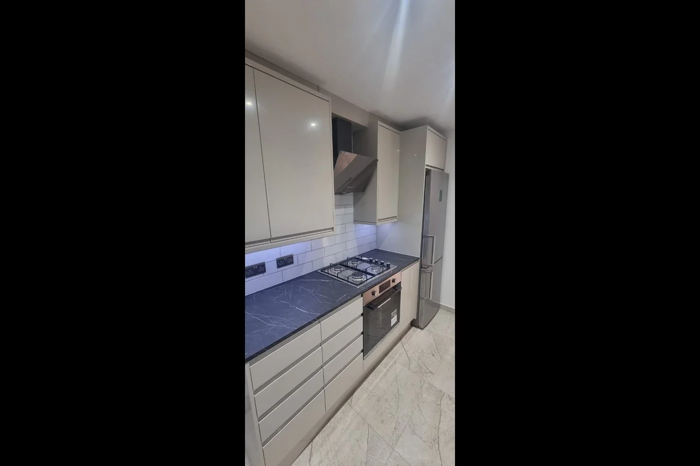 Flat Lordship Lane in Greater London