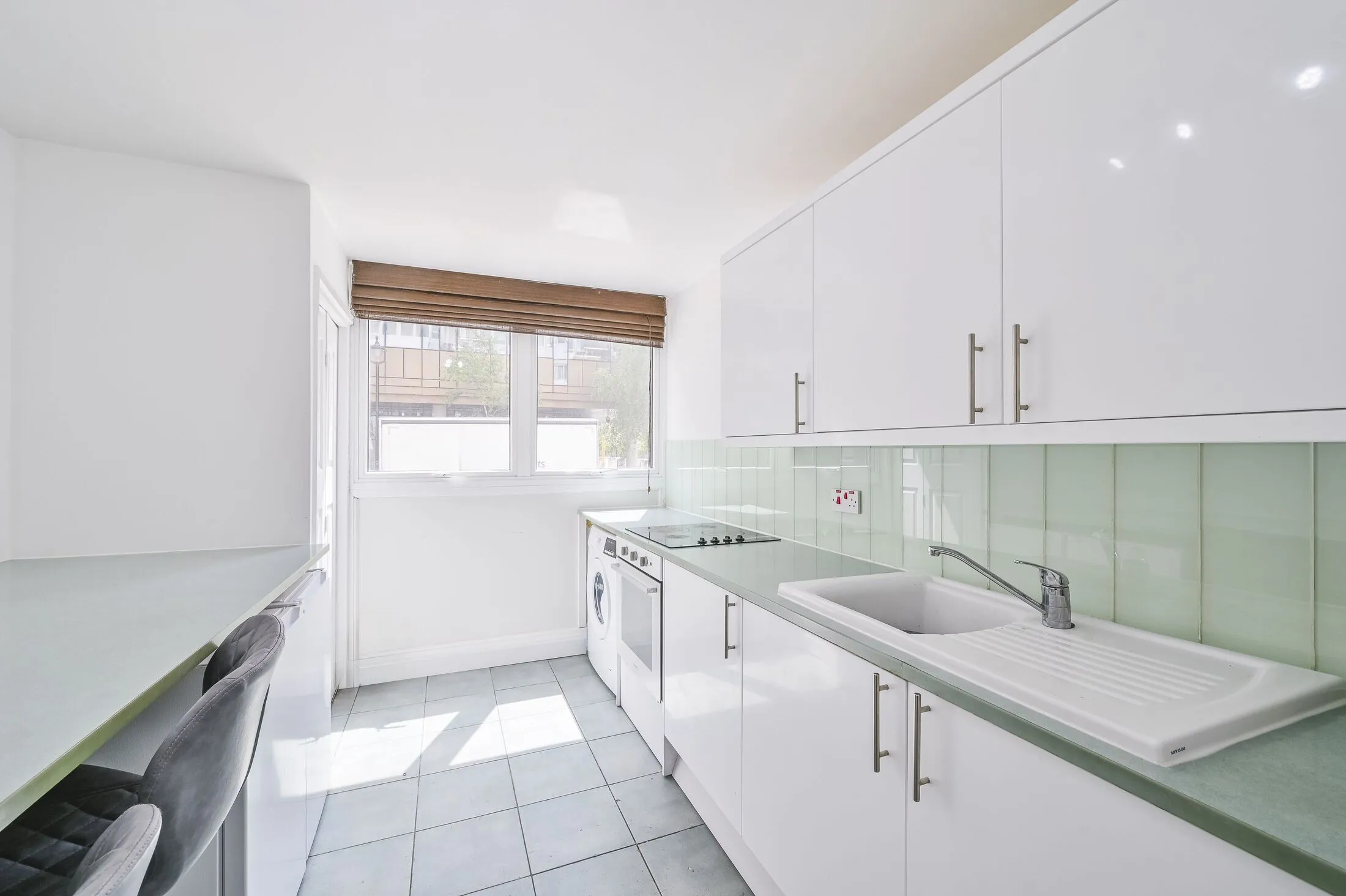 Flat Clipstone Street in City of Westminster