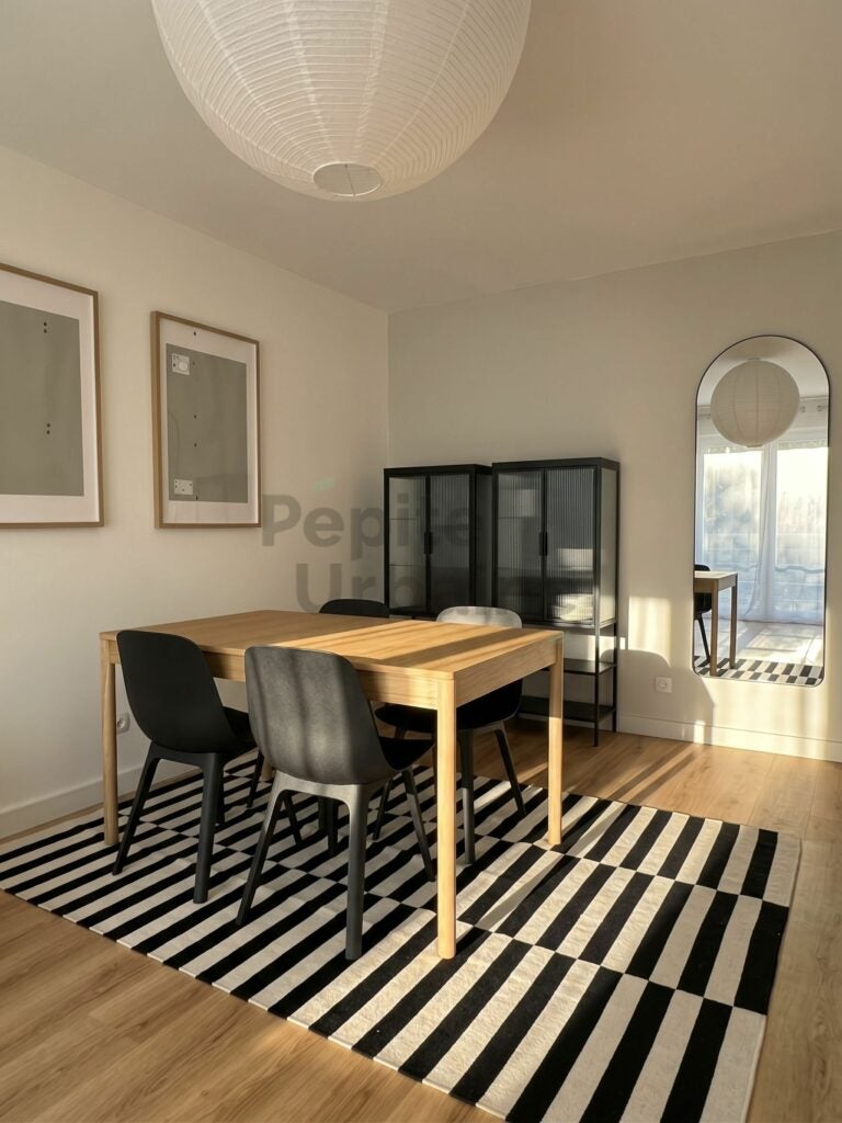 Flat Rue Pierre Audige in Nantes