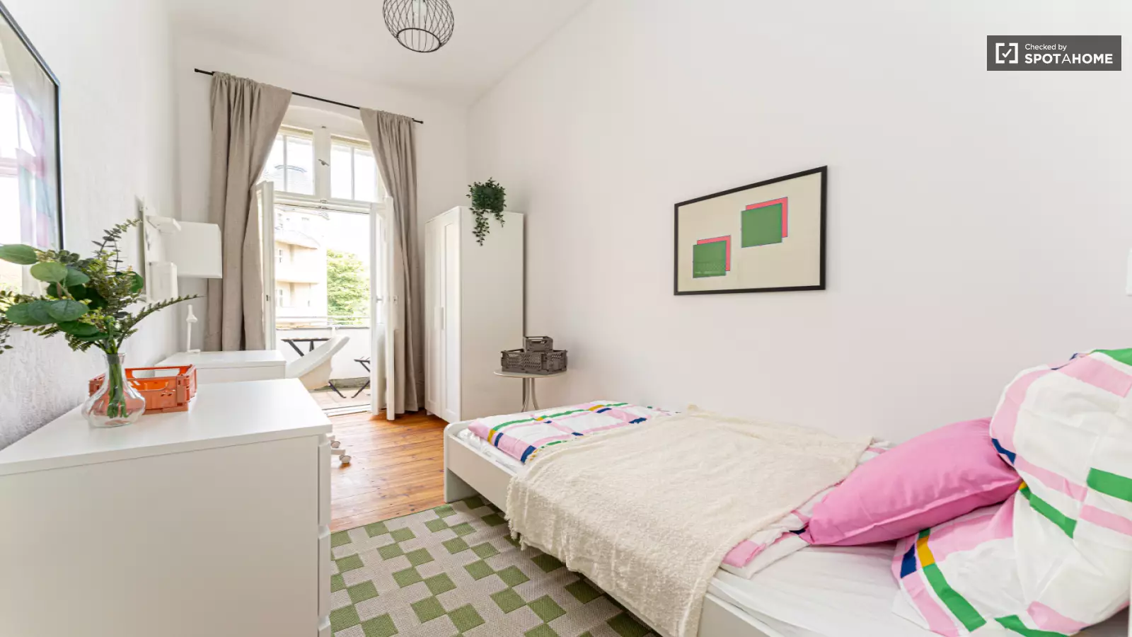 Wohnung Residenzstraße in Berlin
