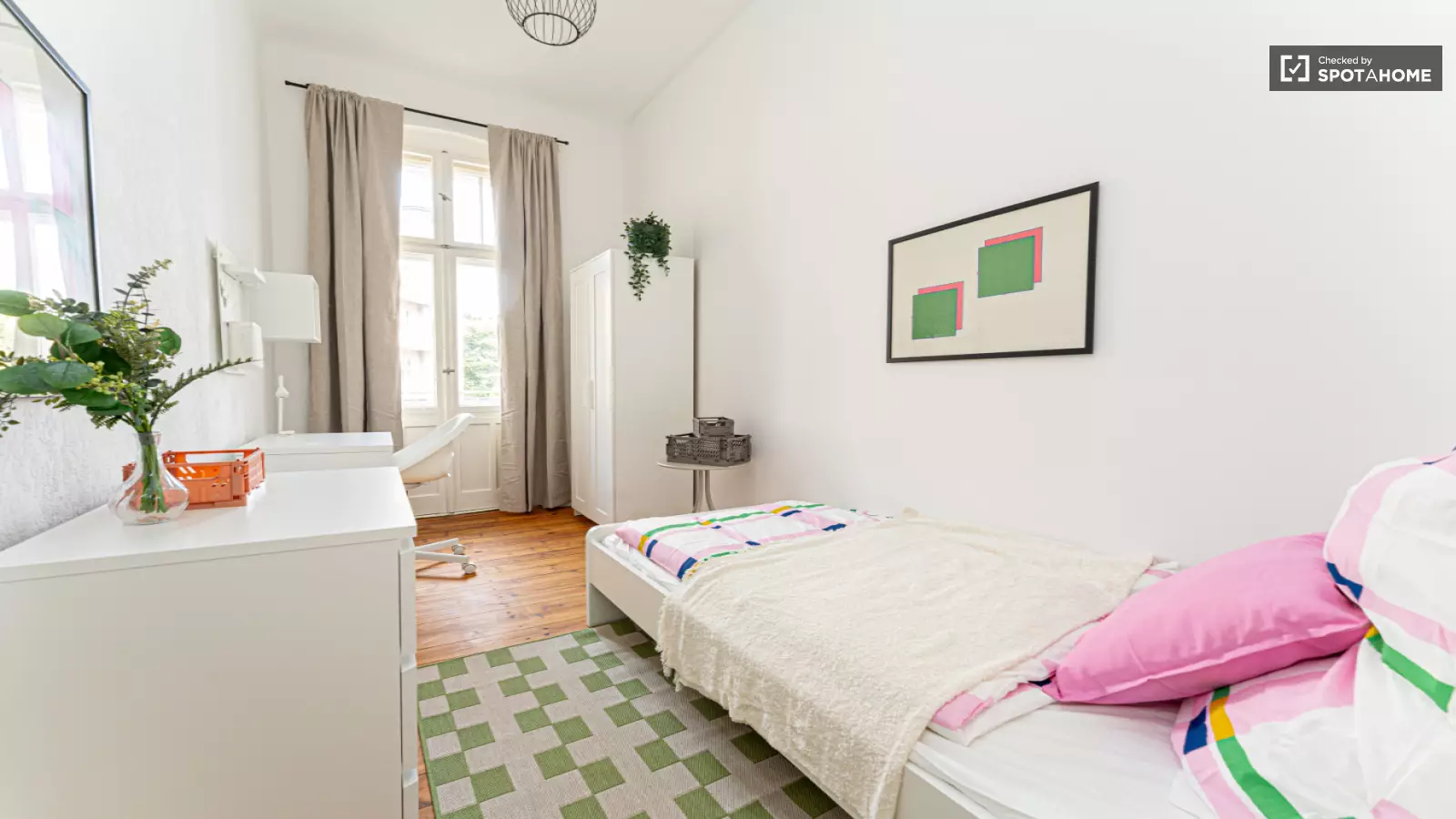 Wohnung Residenzstraße in Berlin