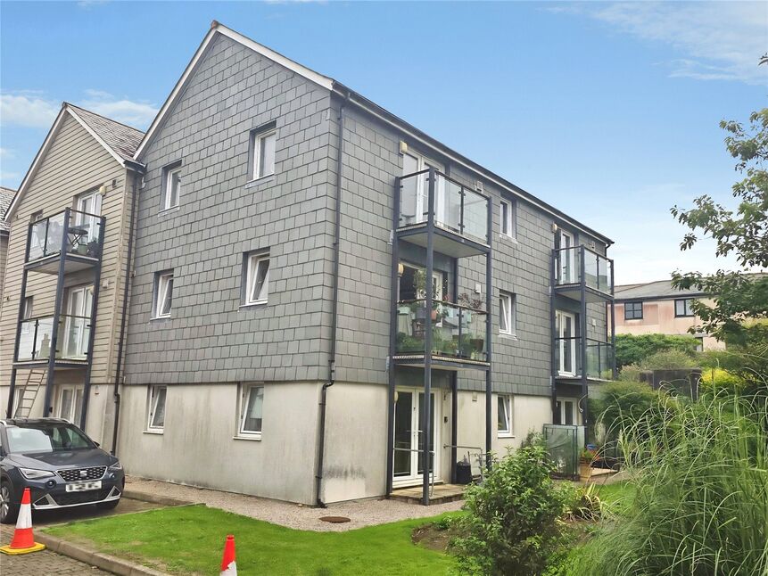 Flat Whym Kibbal Court in Redruth