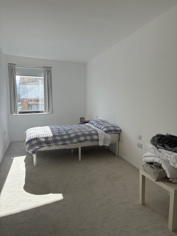 Room America Street in Greater London
