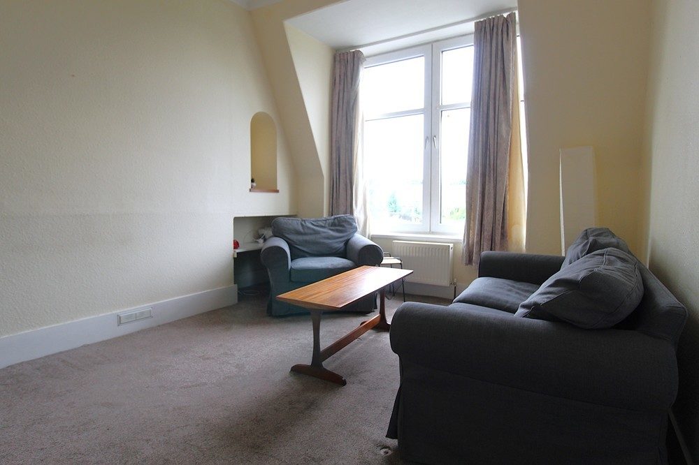 Room Elmfield Avenue in Aberdeen City