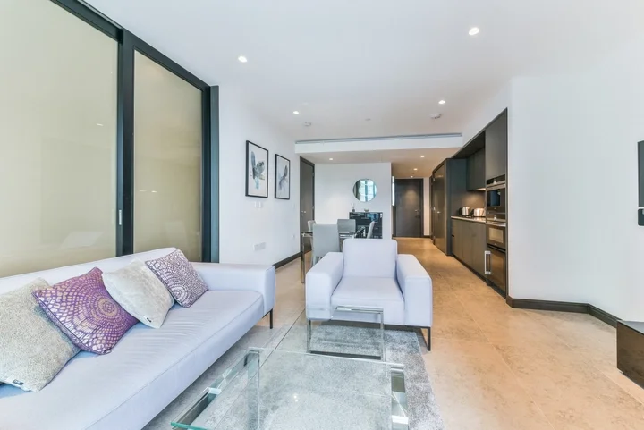 Room Blackfriars Road in Greater London