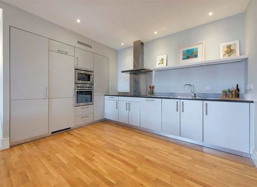 Flat Kean Street in City of Westminster