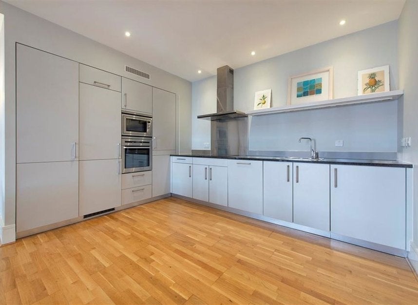 Flat Kean Street in City of Westminster