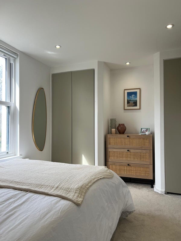 Room Queen's Drive in Greater London