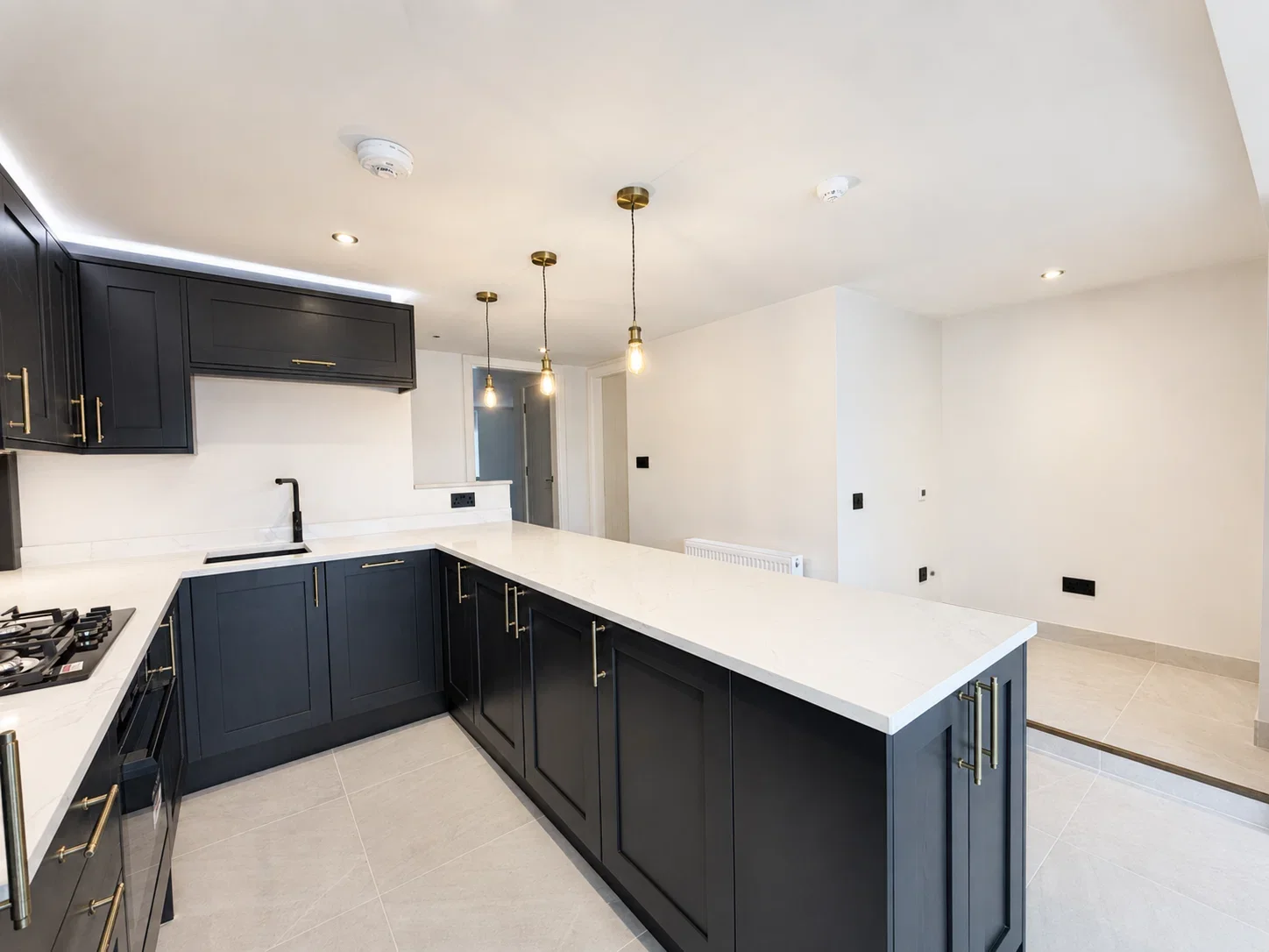 Flat Spring Farm Mews in Bradford