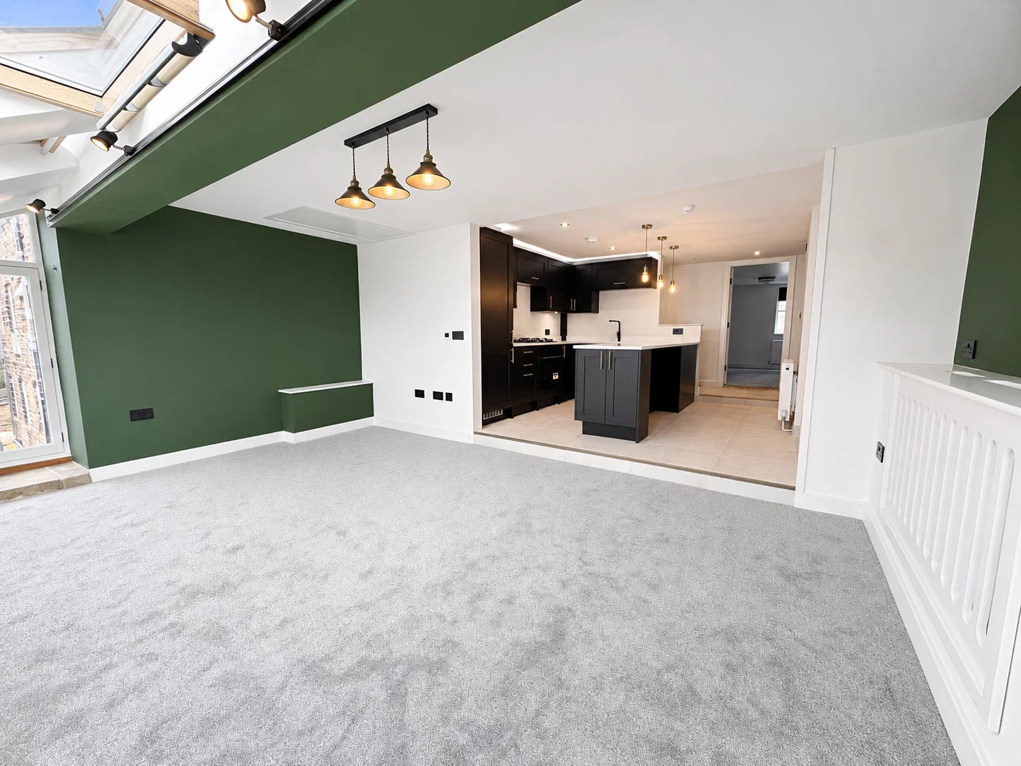 Flat Spring Farm Mews in Bradford