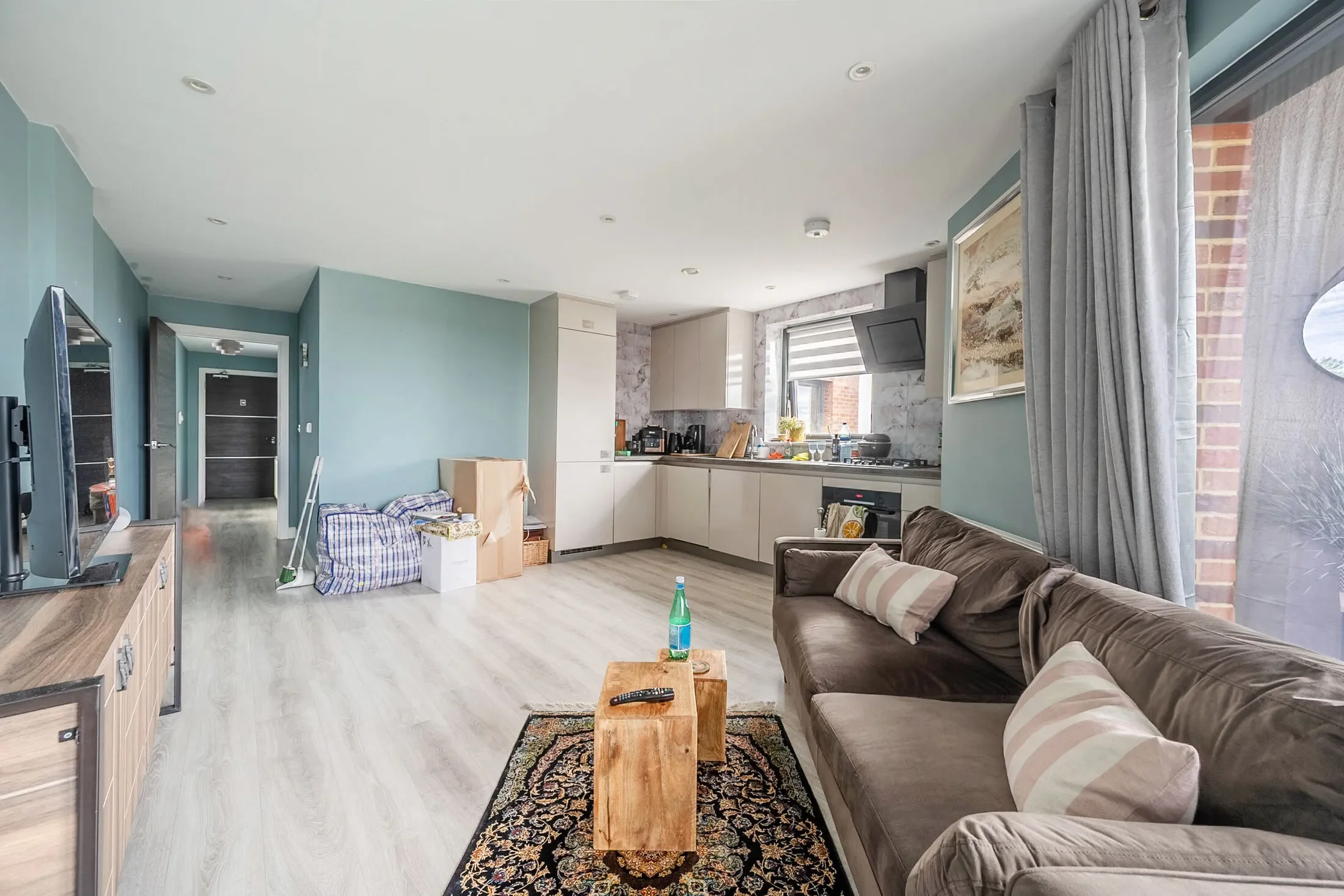 Flat Ellen Webb Drive in Greater London